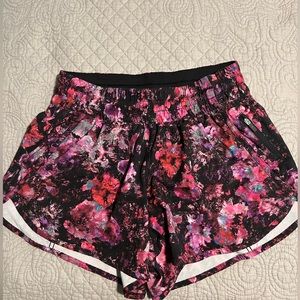 Lululemon short